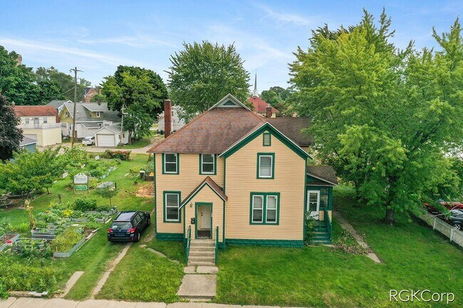 Building Photo - 263 W Muskegon Ave