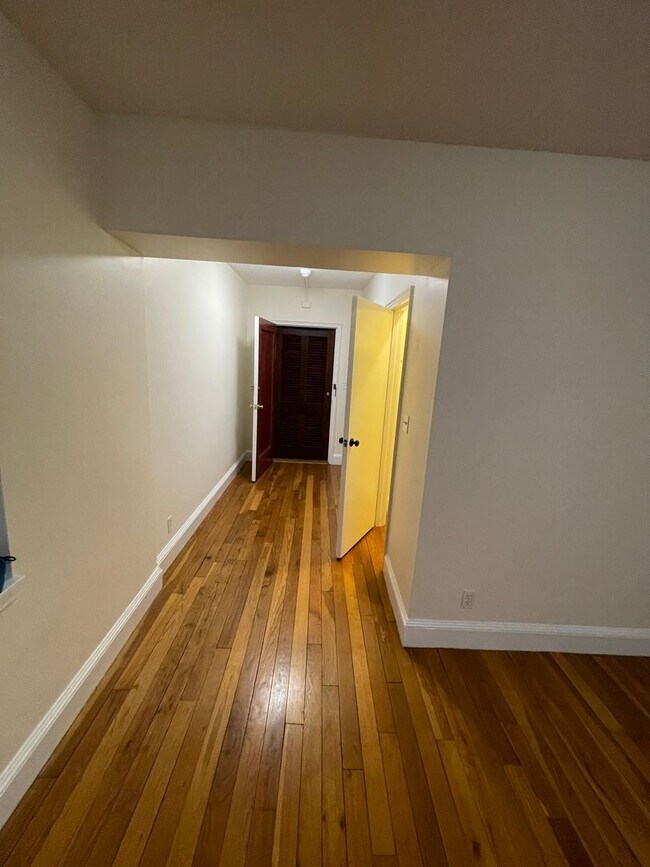 Foto del edificio - 545 Belmont St