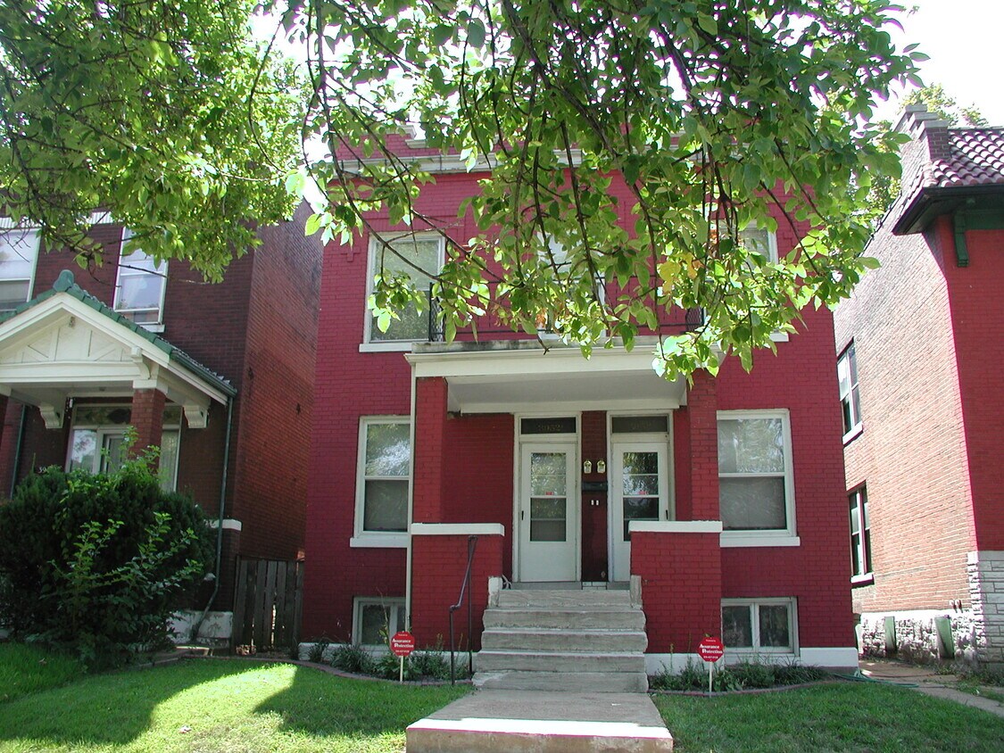 Primary Photo - 3952 De Tonty St
