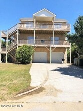 Building Photo - 5706 Beach View Ln