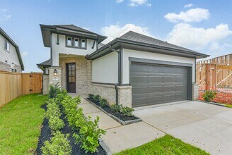 Building Photo - 455 Mathis Lk Ct