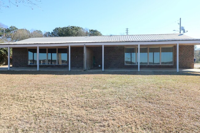 Foto del edificio - Duplex on Logan Martin Lake