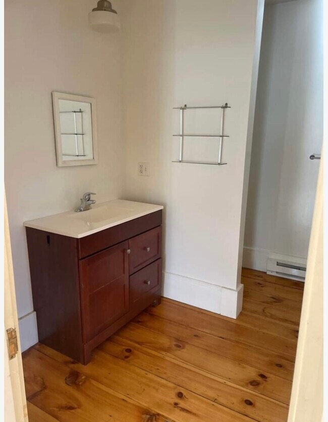 5 Wentworth St Unit Biddeford, Biddeford, ME 04005 Apartments in