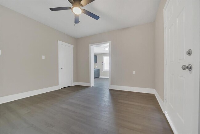 Foto del edificio - 3307 Broadway St