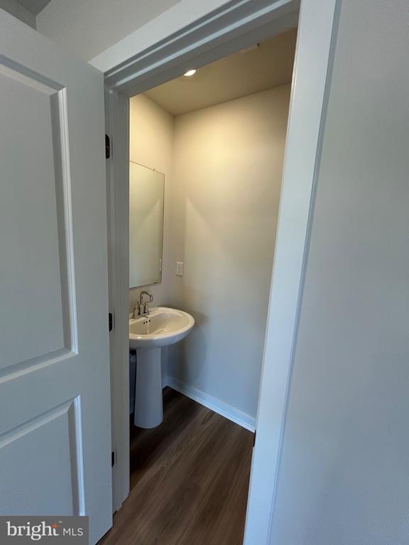 Foto del edificio - 28 Barnes Wy