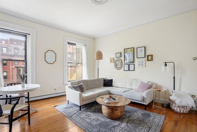 Foto del edificio - 315 Beacon St