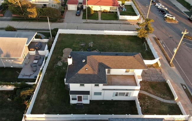 Building Photo - 2000 Ocean Blvd