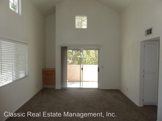 Building Photo - 24401 Valle del Oro
