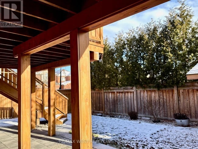 Building Photo - 463 Hewitt Cir
