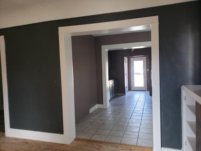 Building Photo - 460 Co Rd 6100