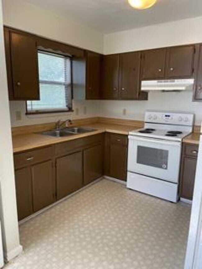 Foto del edificio - 770 Welton Ave SW