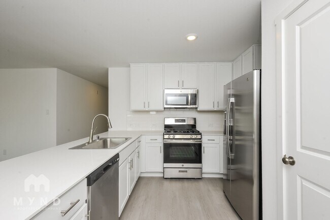 Foto del edificio - 2753 Mistwood Dr