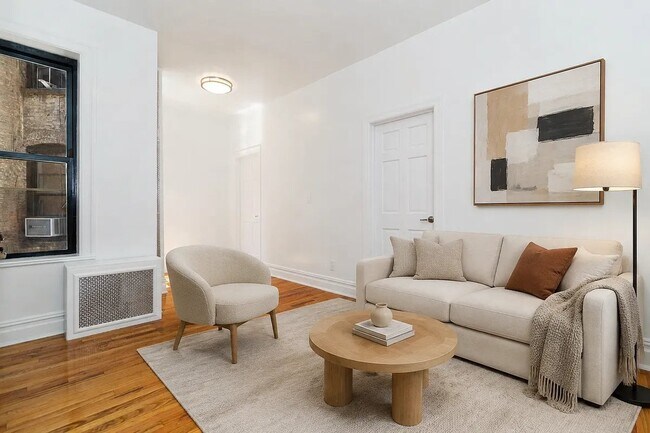 Foto del edificio - 160 Waverly Pl