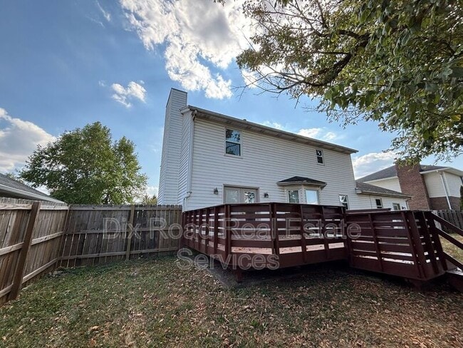 Foto del edificio - 4537 Rosewood Ct