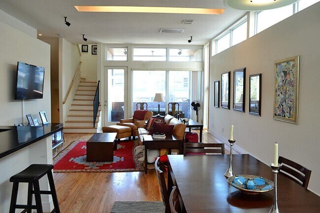 Foto del edificio - 1707 Beall St