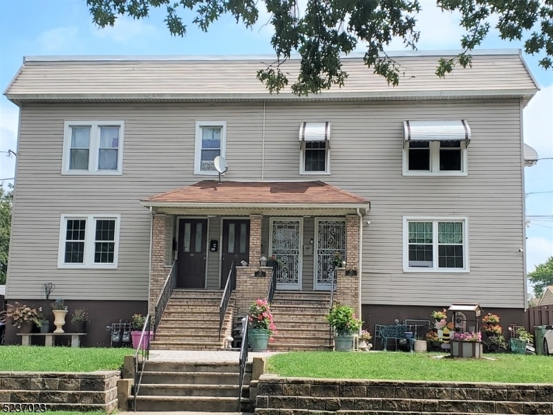 213 Linden Rd Unit 2, Roselle, NJ 07203 Room for Rent in Roselle, NJ