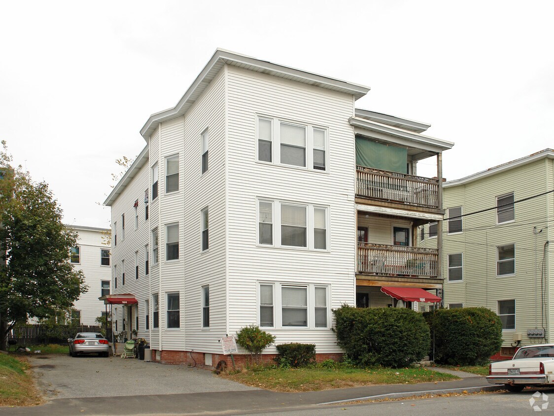Foto del edificio - 186 Pine St