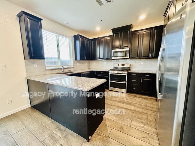 Foto del edificio - 3879 Ivan Way