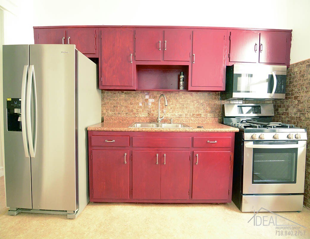 Foto principal - 462 Fairview Avenue #1R