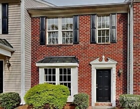 Building Photo - 9514 Cadman Ct