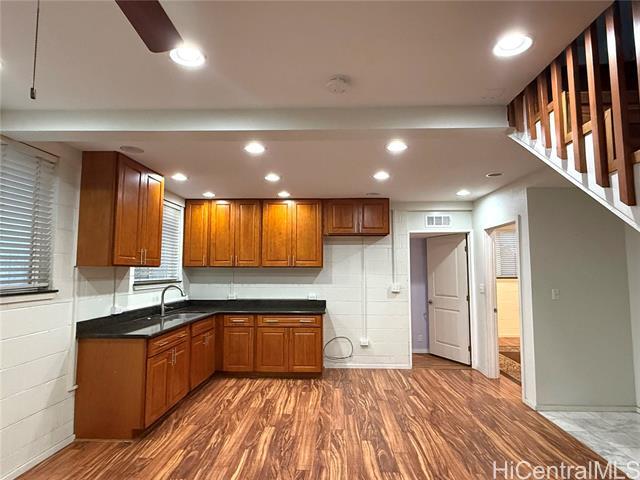 Foto del edificio - 99-146-146 Kulina St