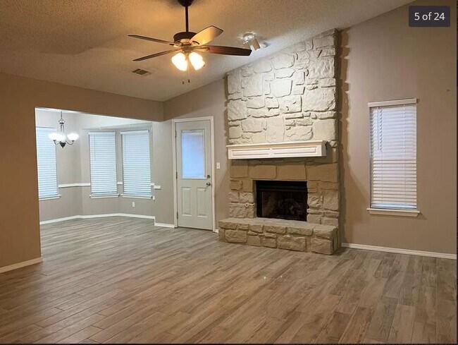 Foto del edificio - 1308 E 138th Pl, Glenpool, OK 74033