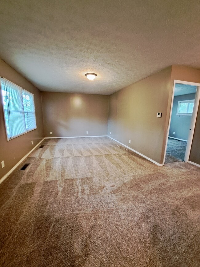 Building Photo - 4161 Mapleleaf Dr