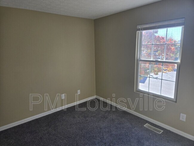 Foto del edificio - 7017 Royal Links Dr