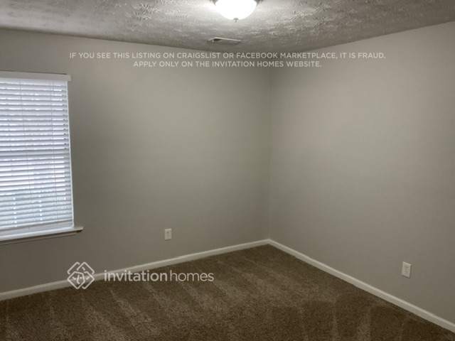 Foto del edificio - 60 Melton Way