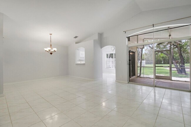 Foto del edificio - 7333 Burgess Dr