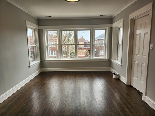 Foto del edificio - 5230 W Deming Pl