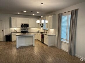 Building Photo - 357 Oakbend Dr