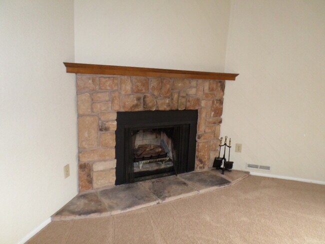 Foto del edificio - 1149 Progress Dr