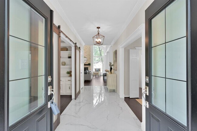 Foto del edificio - 2811 Crossvine Cir