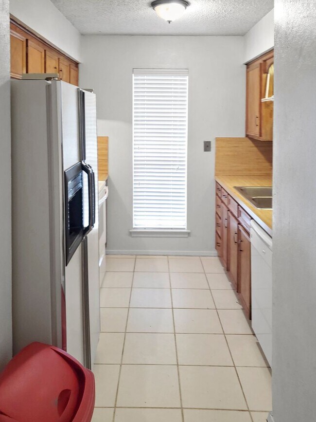 Foto del edificio - Wonderful Quiet Duplex in the Northern Part of Arlington