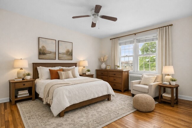 Building Photo - 2475 Summer St