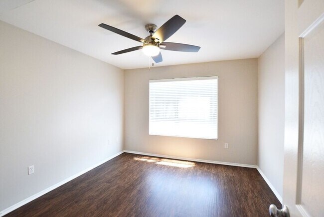 Building Photo - 2135 Fontebranda Loop