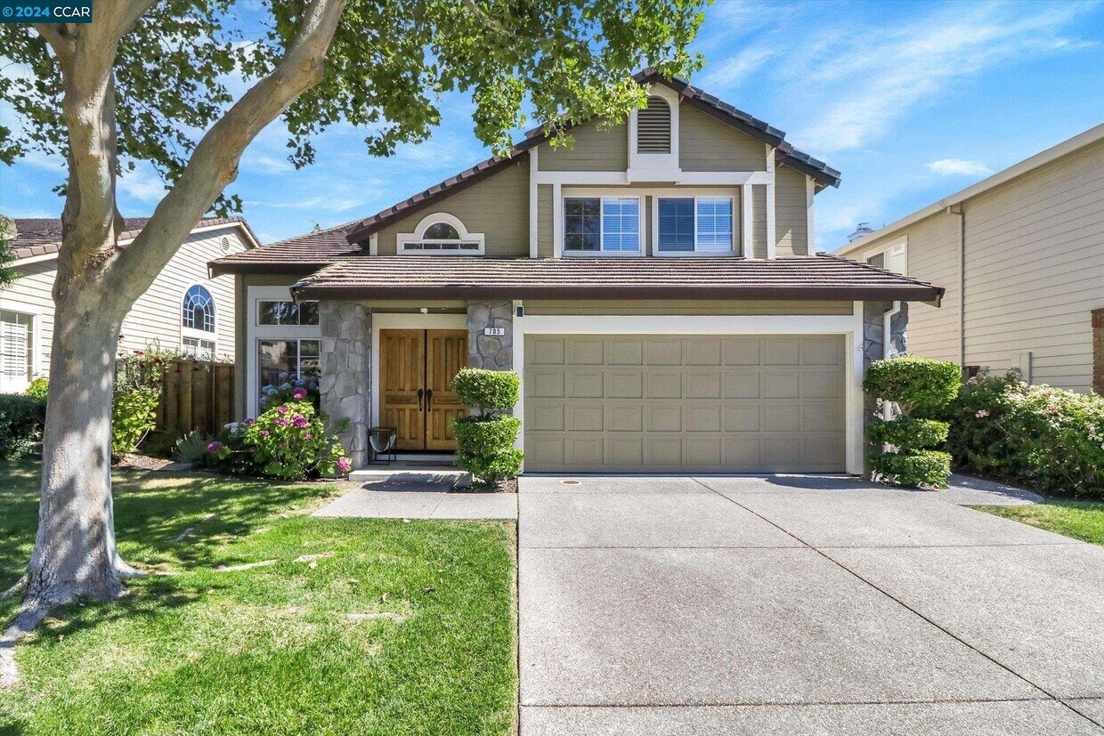 Primary Photo - 705 Bridge Creek Dr