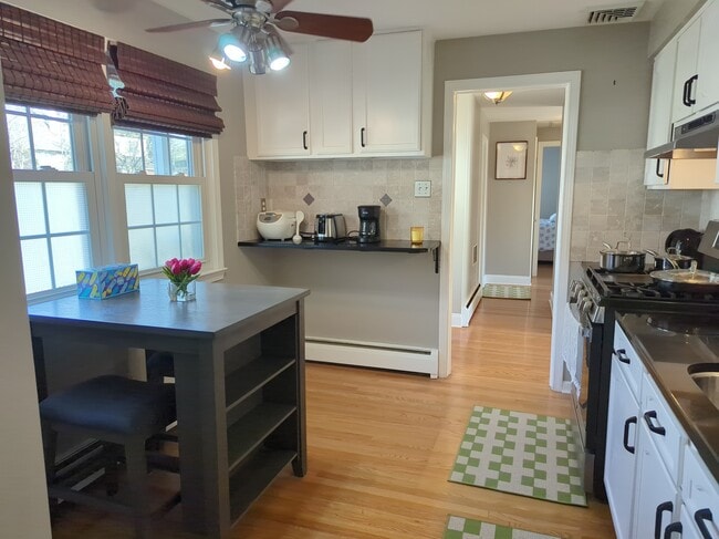 Foto del edificio - 89 Hedgerow Dr