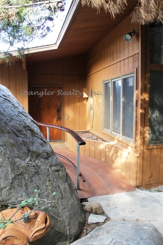 Building Photo - 3Bed/3Bath Home overlooking Poway~ Orchard...