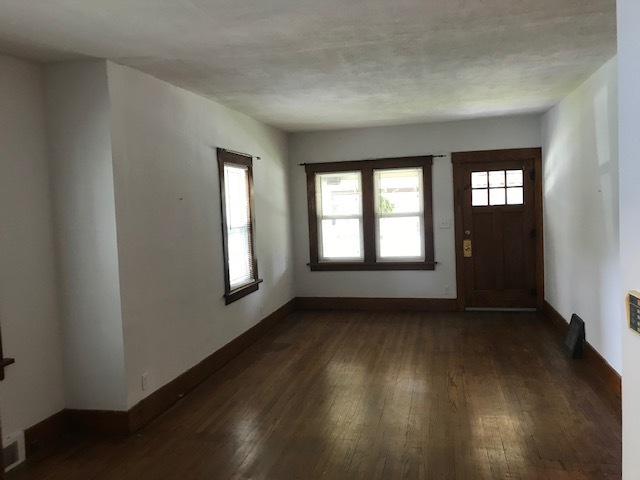Building Photo - 716 Catalpa Dr