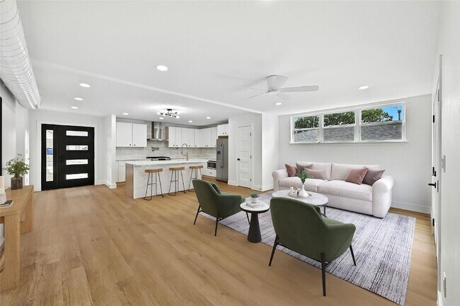 Foto del edificio - 815 Buckingham Pl