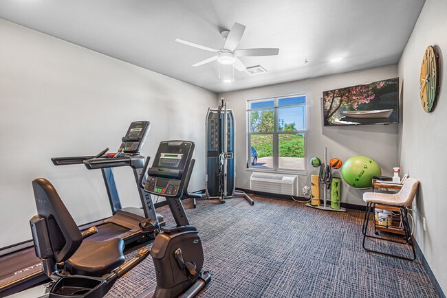Foto del edificio - Whistling Ridge Senior Apartments