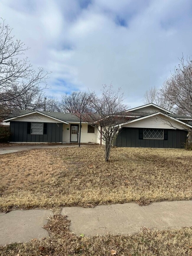 Building Photo - 3422 Thurman St