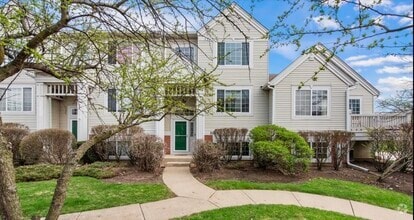 Building Photo - 3385 Ravinia Cir