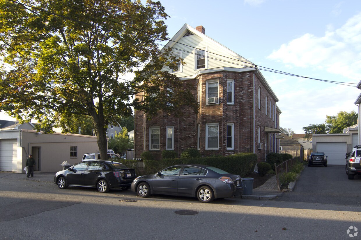 Building Photo - 12 McKenn St