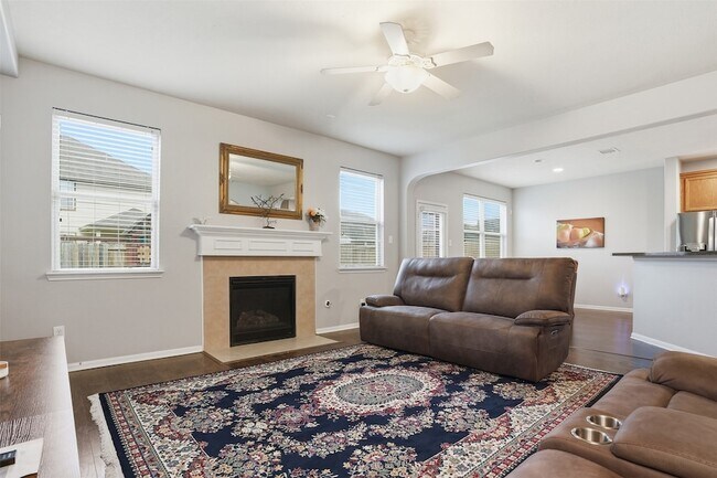 Foto del edificio - 3111 Bainbridge Hill Ln