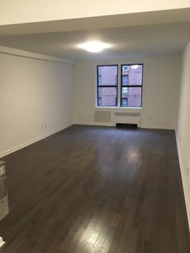 Foto del edificio - 56-11 94th Street