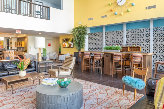 Clubhouse - Curve at Melrose