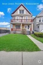 Building Photo - 189 Cazenovia St
